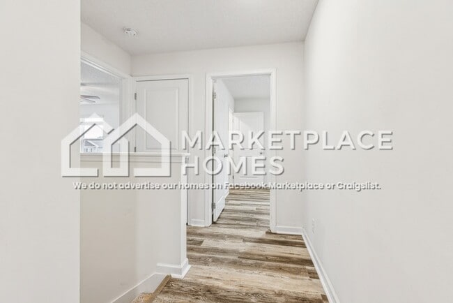Building Photo - 1425 Willow Springs Dr