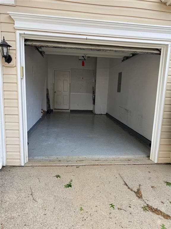 Building Photo - 340 Wittenridge Ct