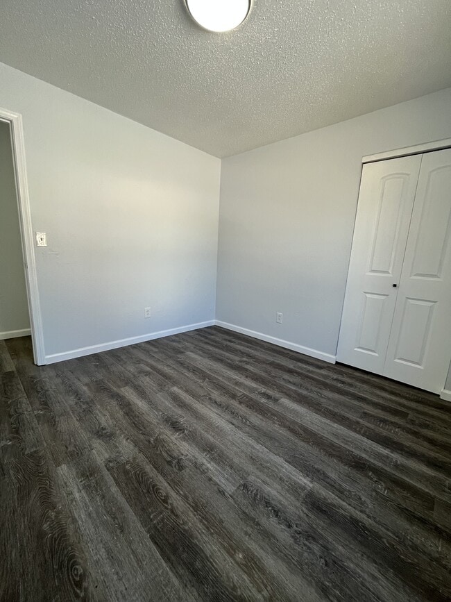 Building Photo - 119 S 8th St