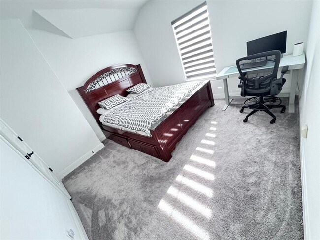 Building Photo - 302 Georgia Lace Trail