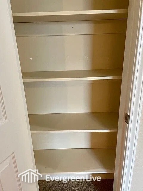 Building Photo - 37 Laiken Ct