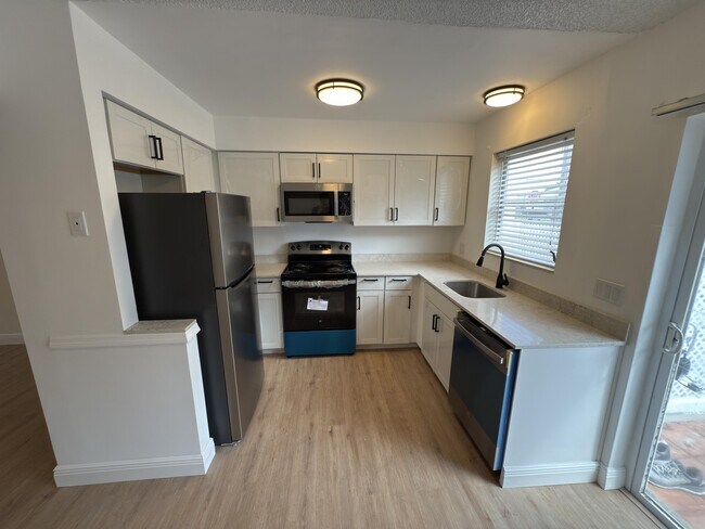 Building Photo - 2819 SW Cornell Ave