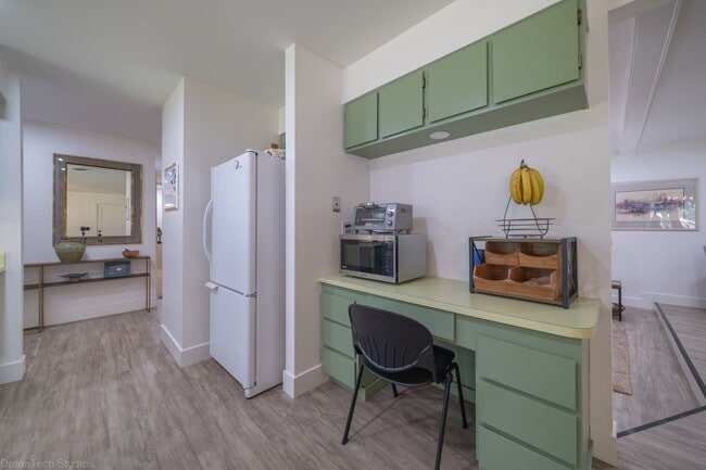 Building Photo - Central location in country setting! In law unit attached to house! MUST SEE!