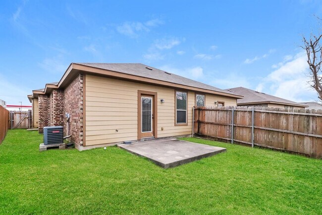 Building Photo - 1428 Muirfield Bend Dr