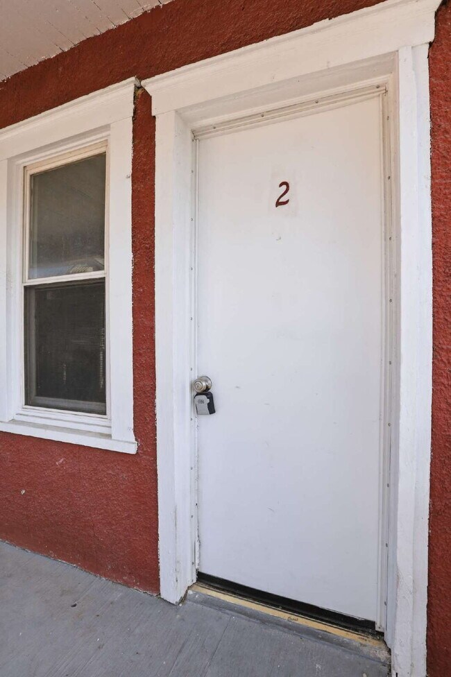 Building Photo - 13 N Maryland Ave
