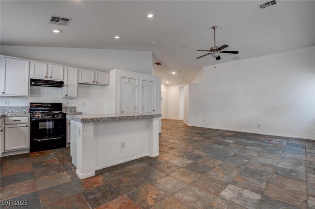 Building Photo - 6436 North Point Break St
