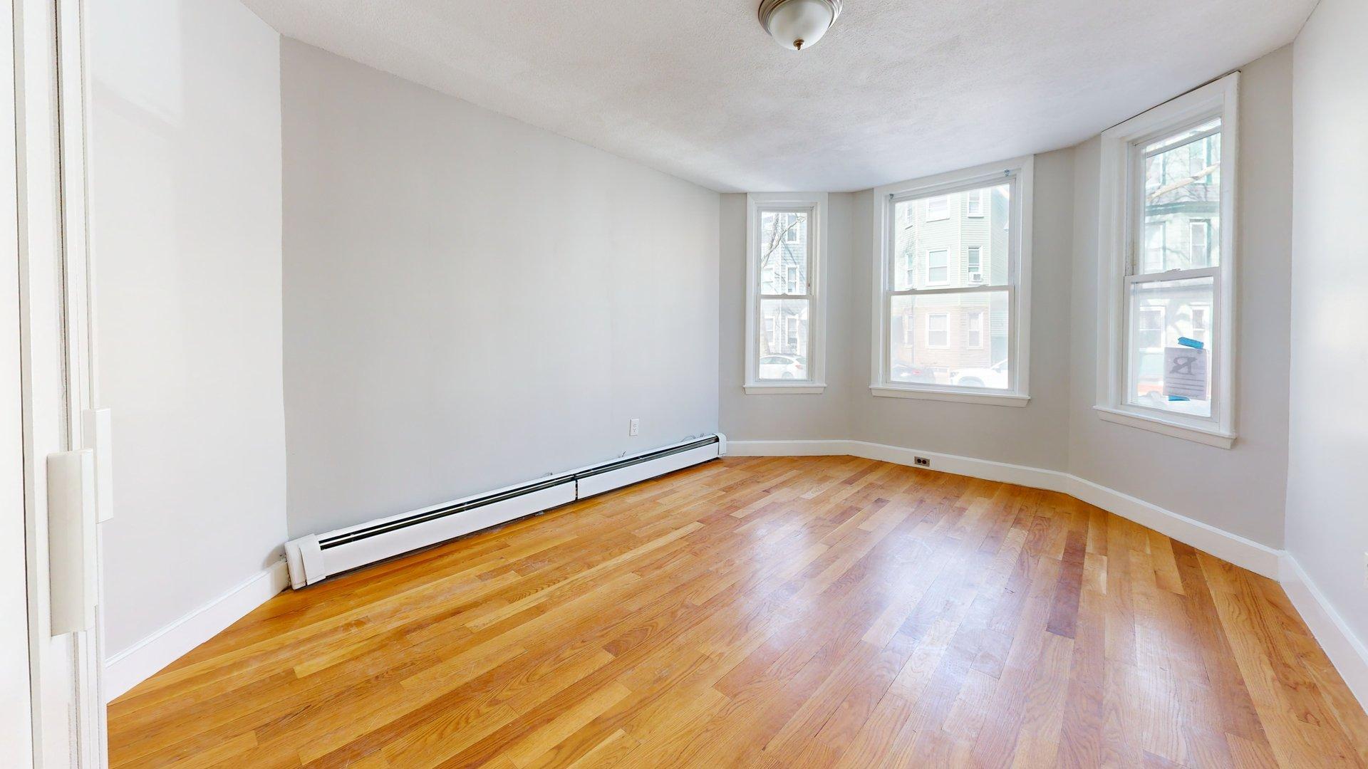 Building Photo - 205 Chelsea St
