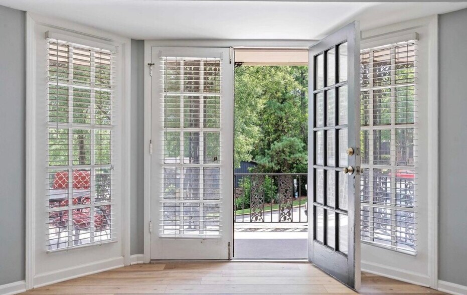 Building Photo - 851 Vestavia Villa Ct