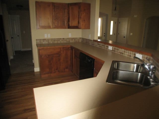 Building Photo - 3 BEDROOM 2 BATHROOM SADDLE RIDGE SINGLE FAMILY HOME