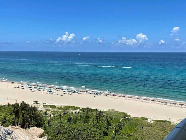 Building Photo - 3000 N Ocean Dr