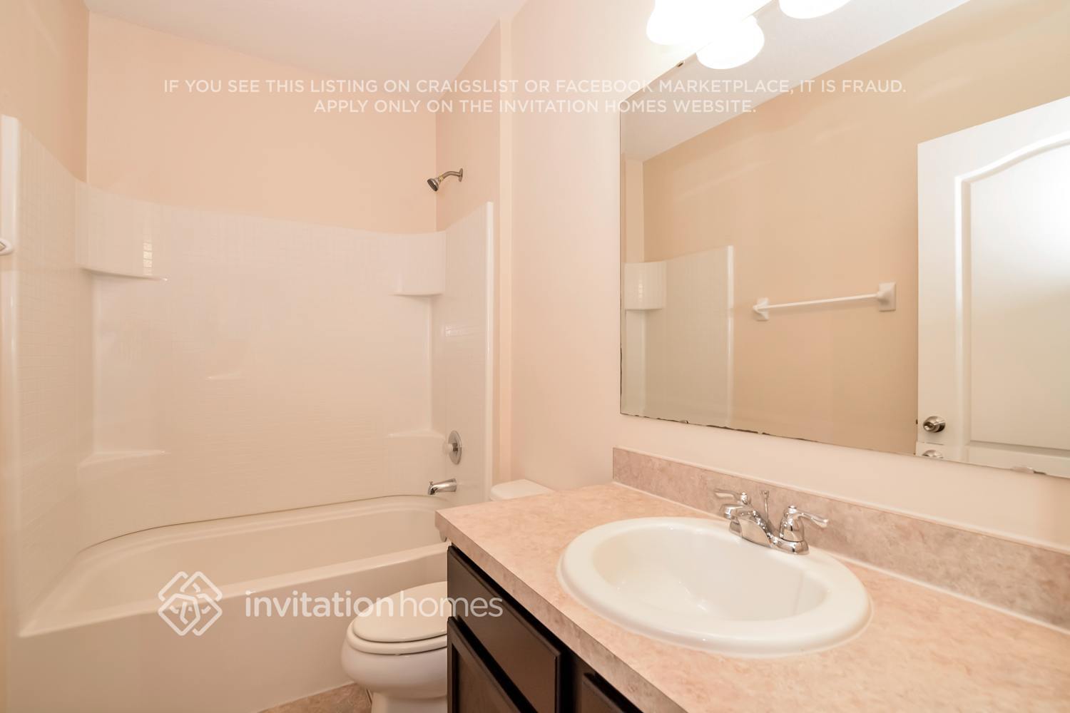 Building Photo - 719 Lake Douglas Dr