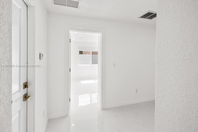 Building Photo - 4001 NW 187th Terrace