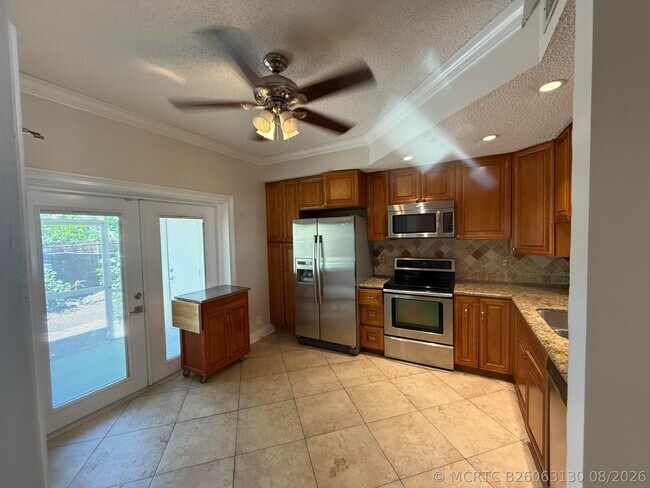 Building Photo - 926 Kokomo Key Ln