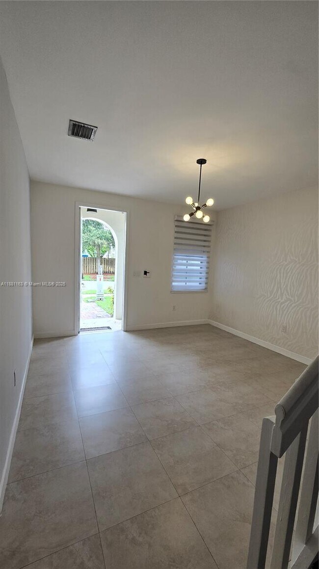 Building Photo - 10320 NW 70th Terrace