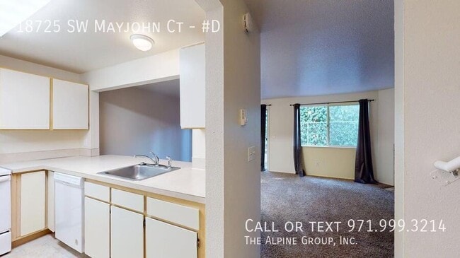 Building Photo - 18725 SW Mayjohn Ct