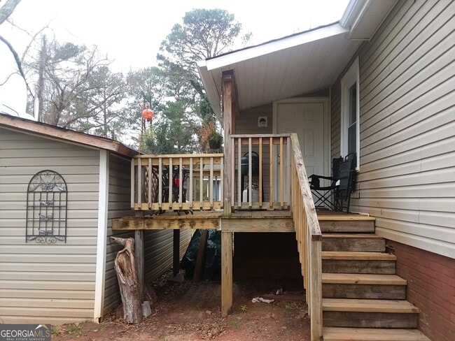 Building Photo - 101 Turner St