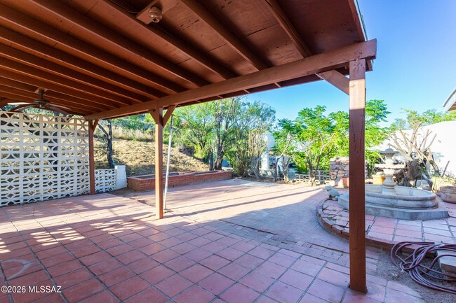 Building Photo - 535 N Cimarron St