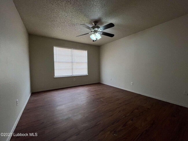 Building Photo - 7405 Waco Ave