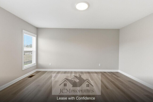 Building Photo - 112 Lambert Fld