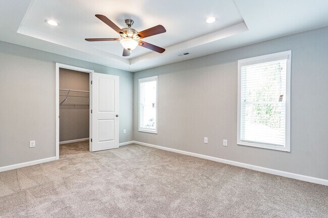 Building Photo - 3 br, 2.5 bath House - 141 Sandpiper Street