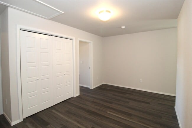 Building Photo - 3321 Gulley Ln