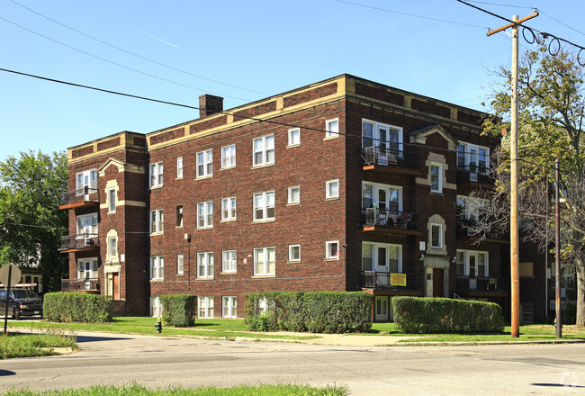 Primary Photo - Superior Eddington