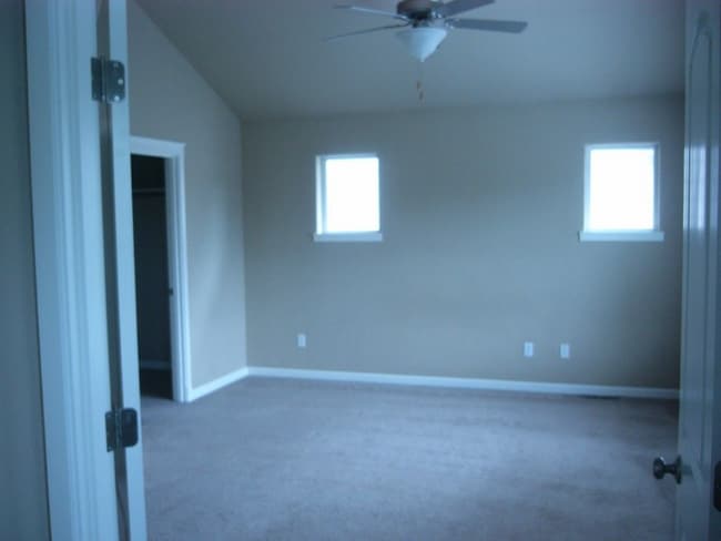 Building Photo - 5115 Balustrade Blvd SE