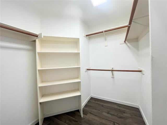 Building Photo - 5409 Highlands Dr