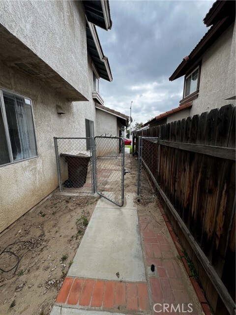 Building Photo - 1195 Bautista Ln