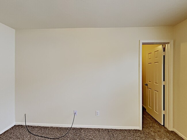 Building Photo - 2411 Lago Mirado Wy