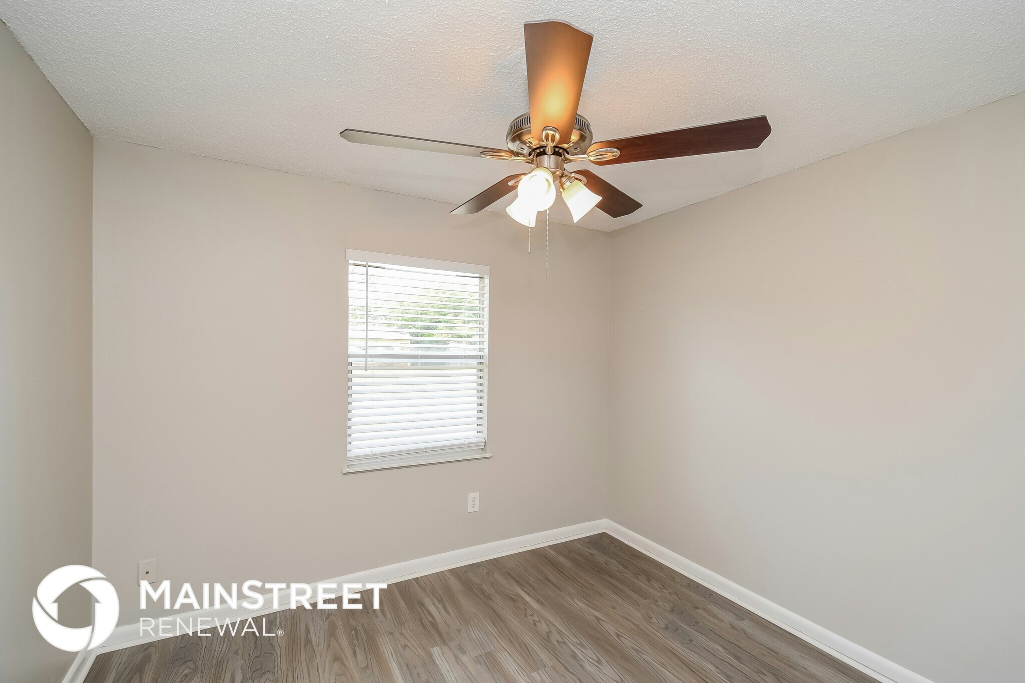 Building Photo - 11848 Minford Cir S