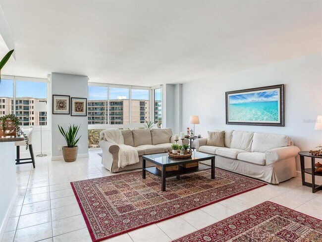Building Photo - 660 Island Way