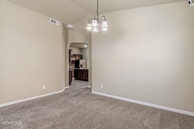 Building Photo - 3133 Clearbrook