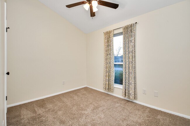 Building Photo - 17107 Amber Ridge Dr