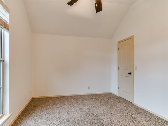 Building Photo - 805 NW 193rd St