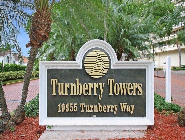 Building Photo - 19355 Turnberry Way