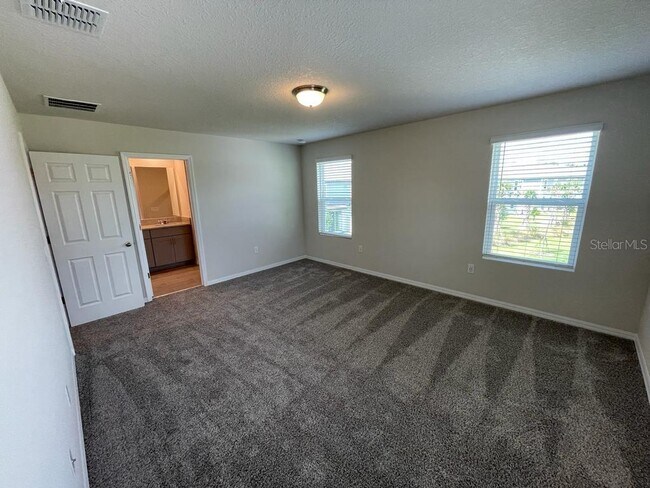 Building Photo - 407 Legacy Lp