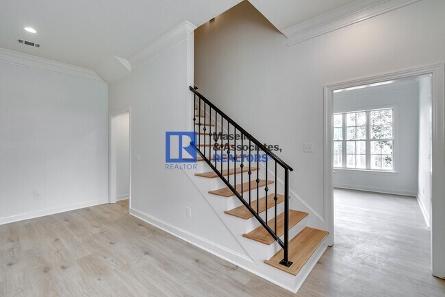 Building Photo - 200 Cripple Creek Rd
