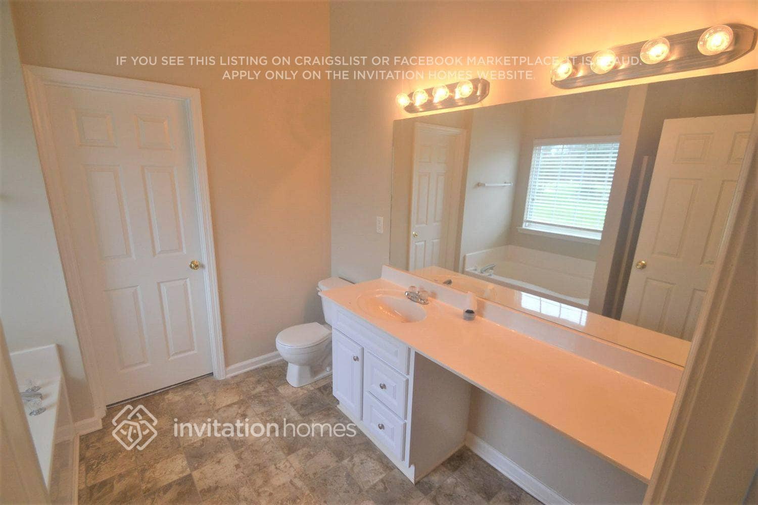 Building Photo - 304 Spring Moor Ln