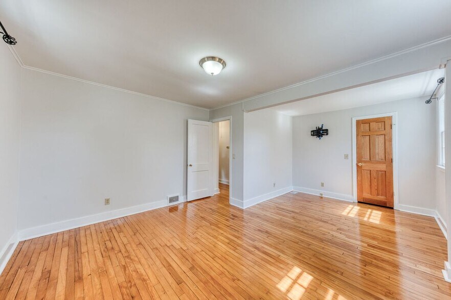 Building Photo - 65 Tyler Lake Heights Rd