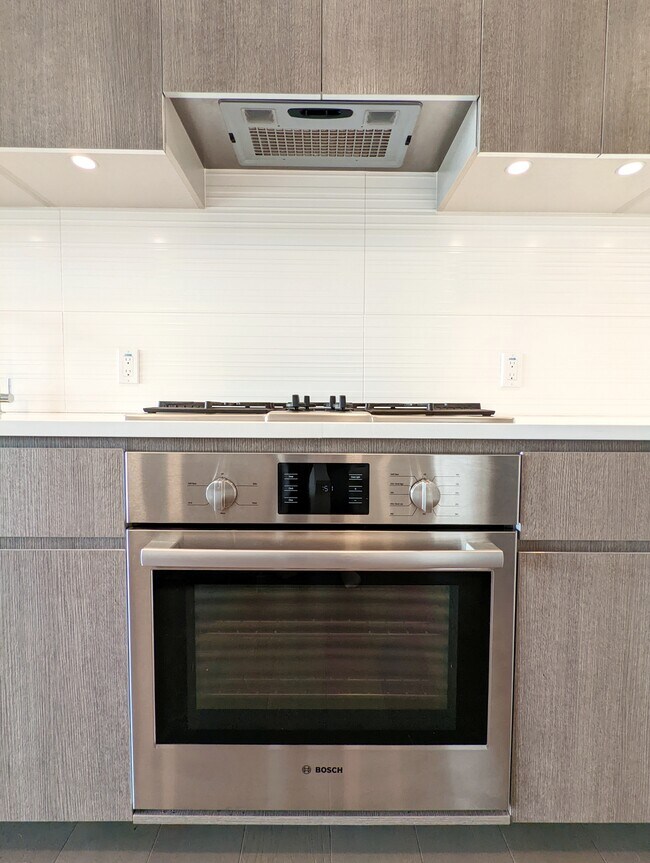 Building Photo - 1300 22nd St