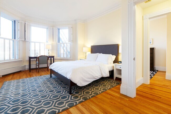 Building Photo - 396 Commonwealth Ave #3C Boston MA 02215