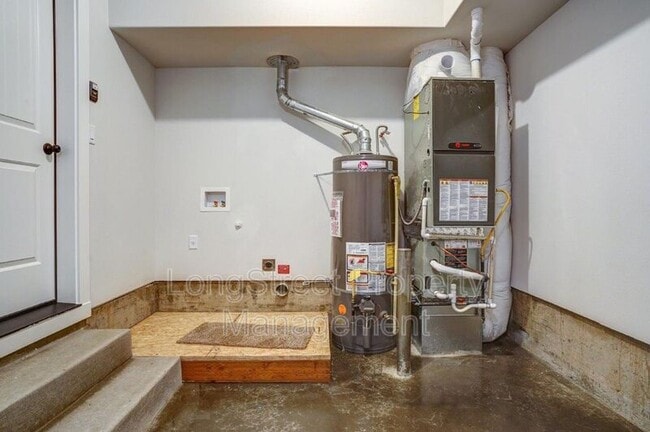 Building Photo - 486 S Monmouth Ave