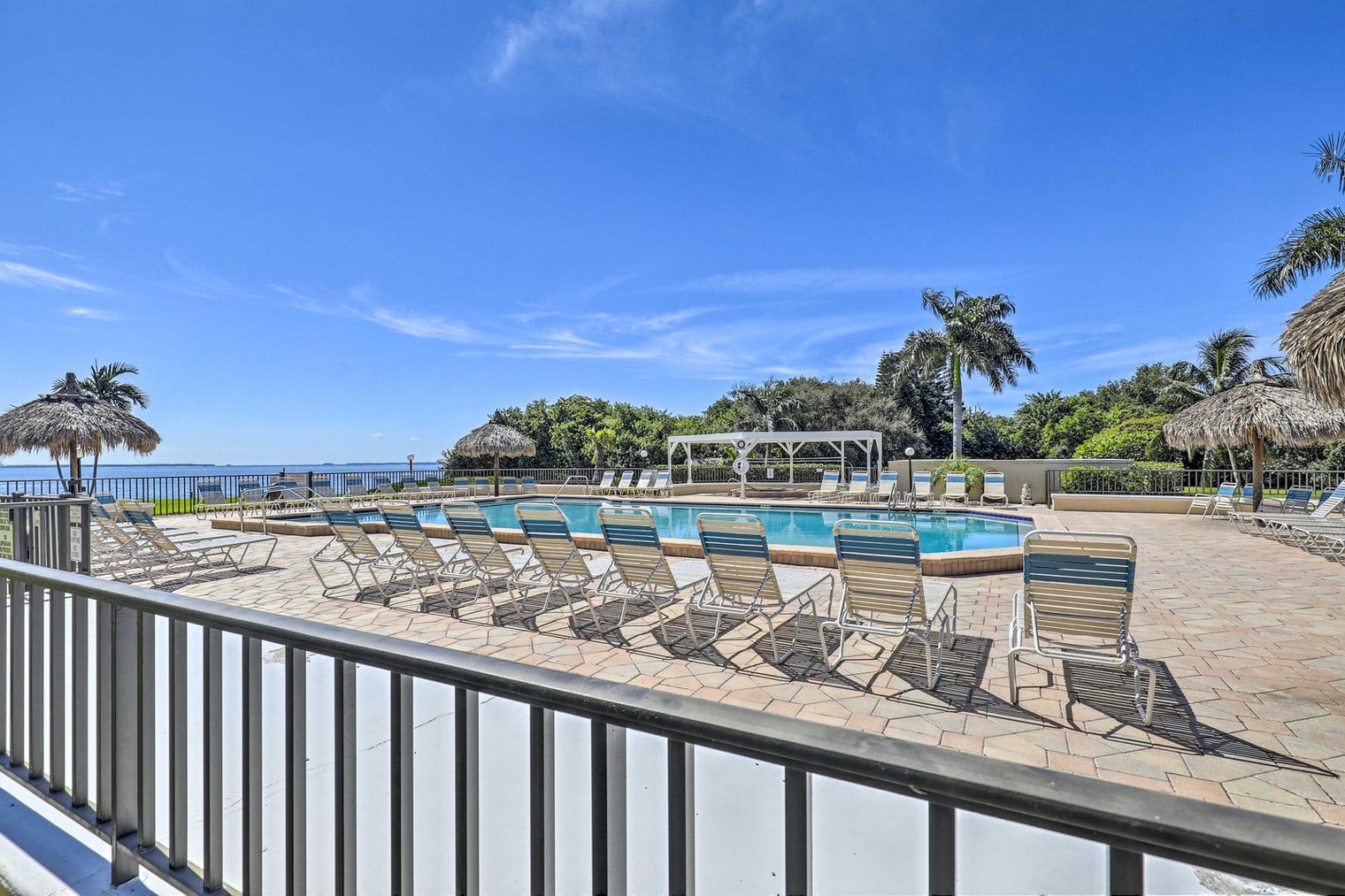 Building Photo - 6372 Palma Del Mar Blvd S