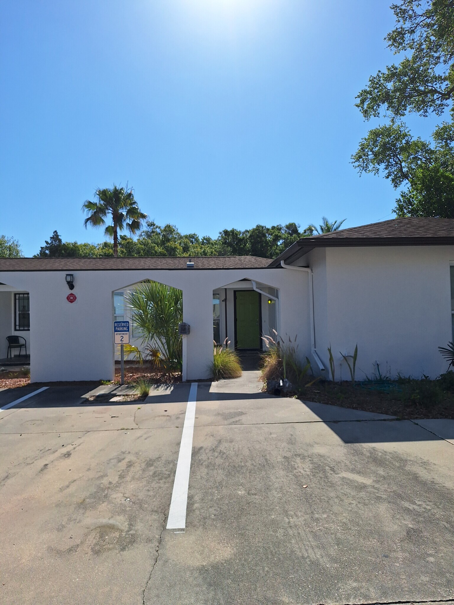 Building Photo - 77 Overbrook Blvd