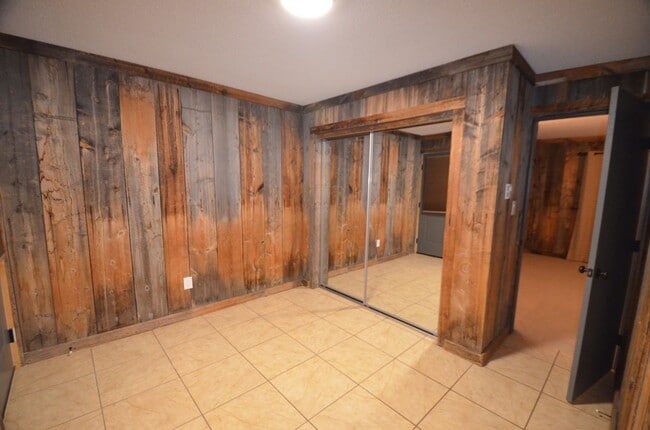 Building Photo - 3bed/2bath Condo, 10 minutes from Breck! Y...