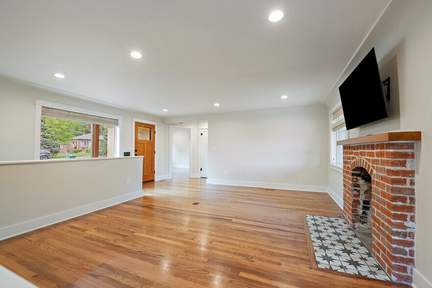 Building Photo - 2636 Vrain St