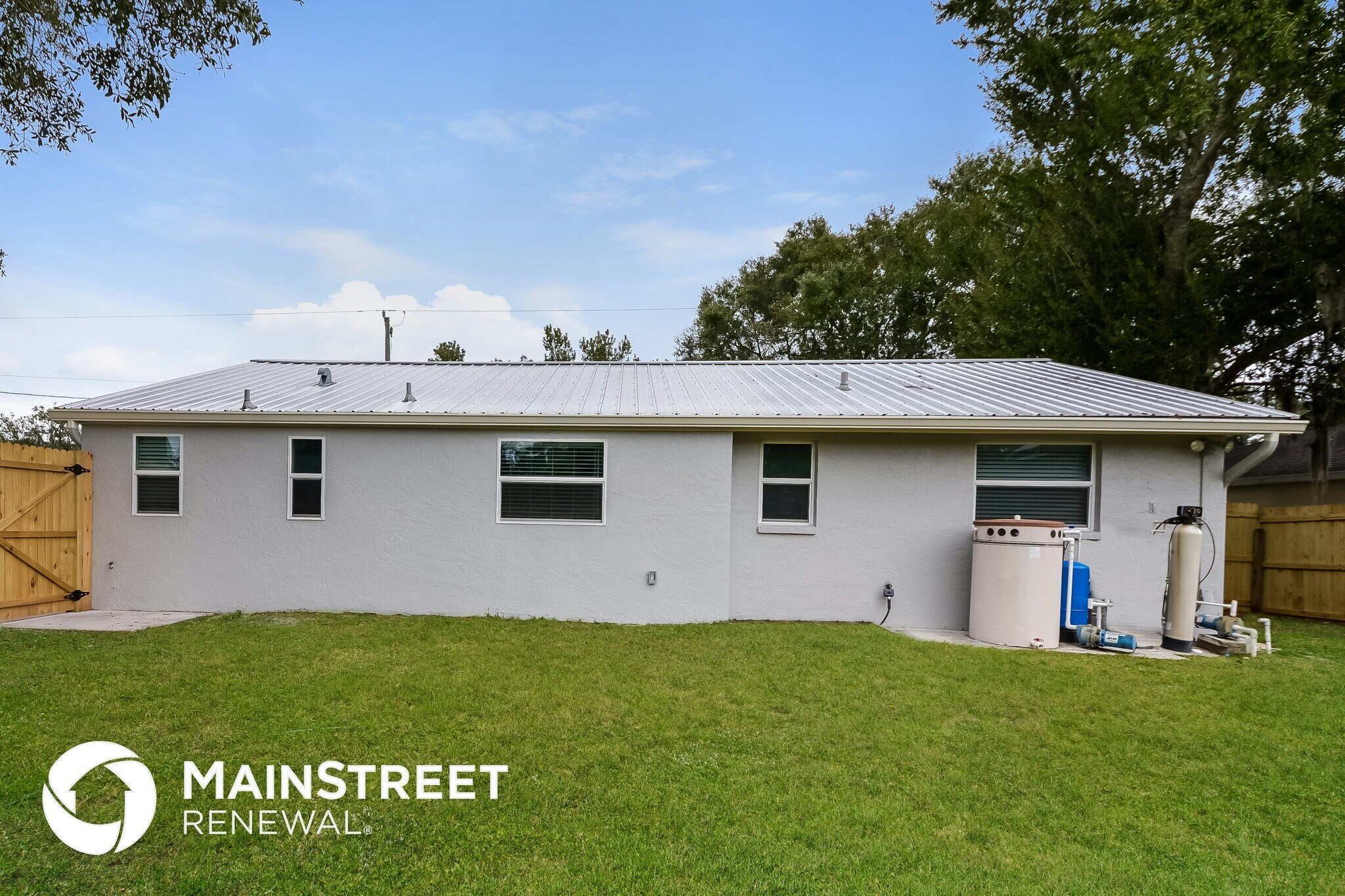 Building Photo - 5432 Kensington St