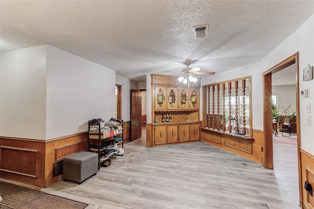 Building Photo - 604 McCoy Dr