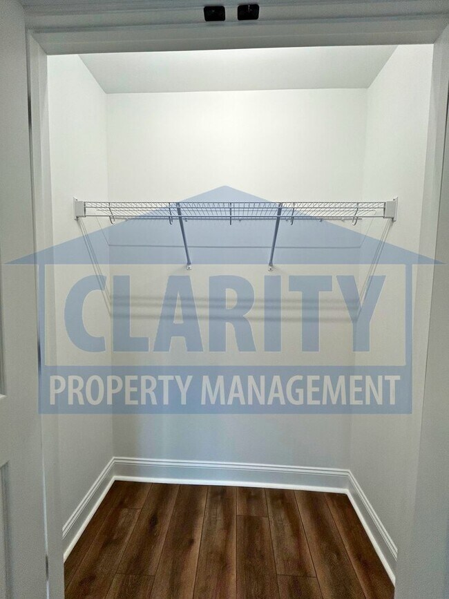 Building Photo - *Brand New* 4 bedroom home!